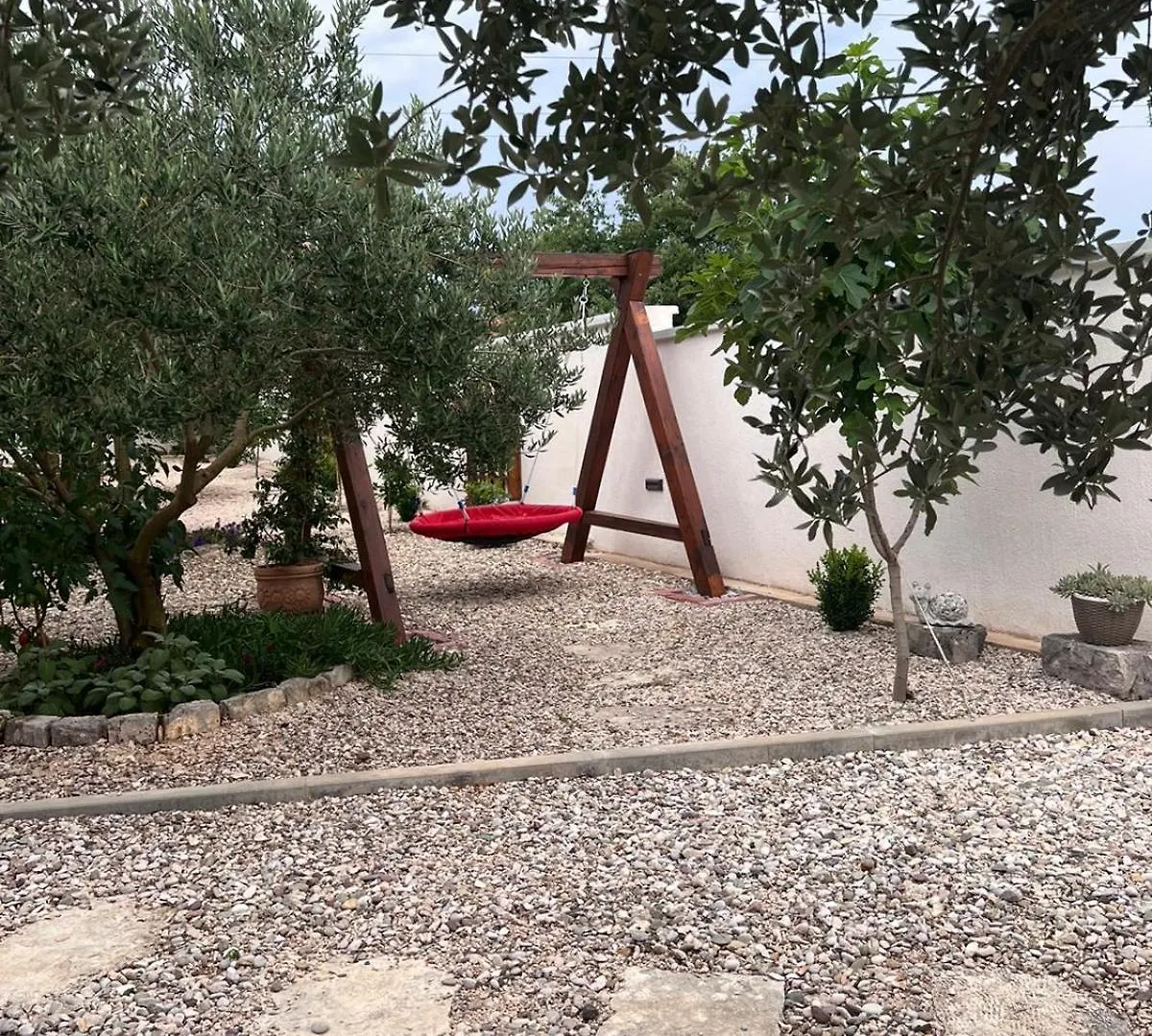 Holiday home Mobile House F&L Villa Biograd Na Moru